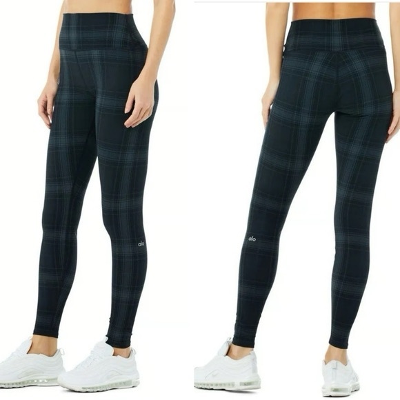 ALO Yoga Black Plaid Leggings - Picture 2 of 7